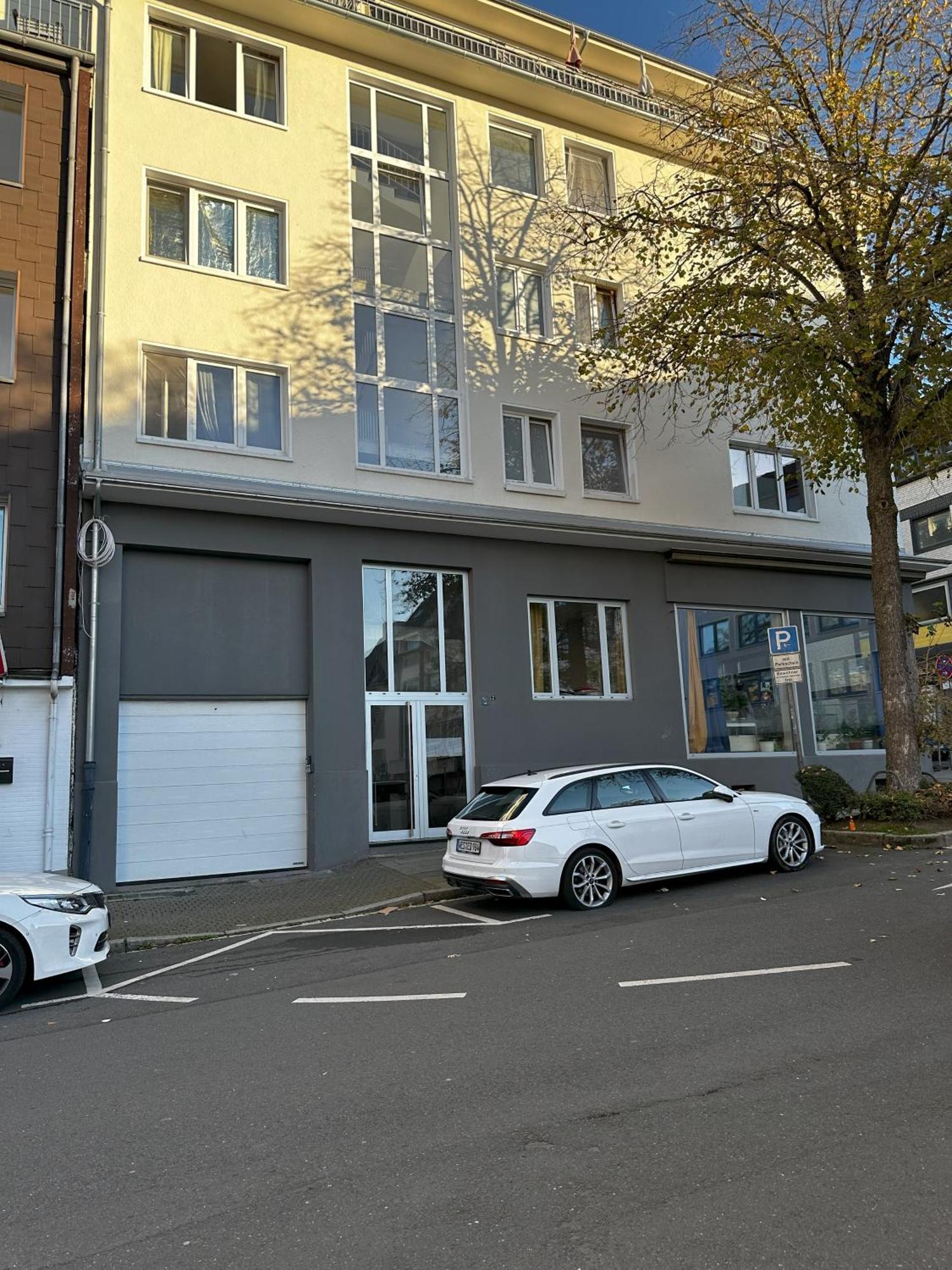 Rtr Essen - Fuer Bis Zu 8 Personen - Voll Ausgestattet - Zentral Limbecker Platz - Messe - Uniklinikum - Smart Tv - Modern Lägenhet Exteriör bild