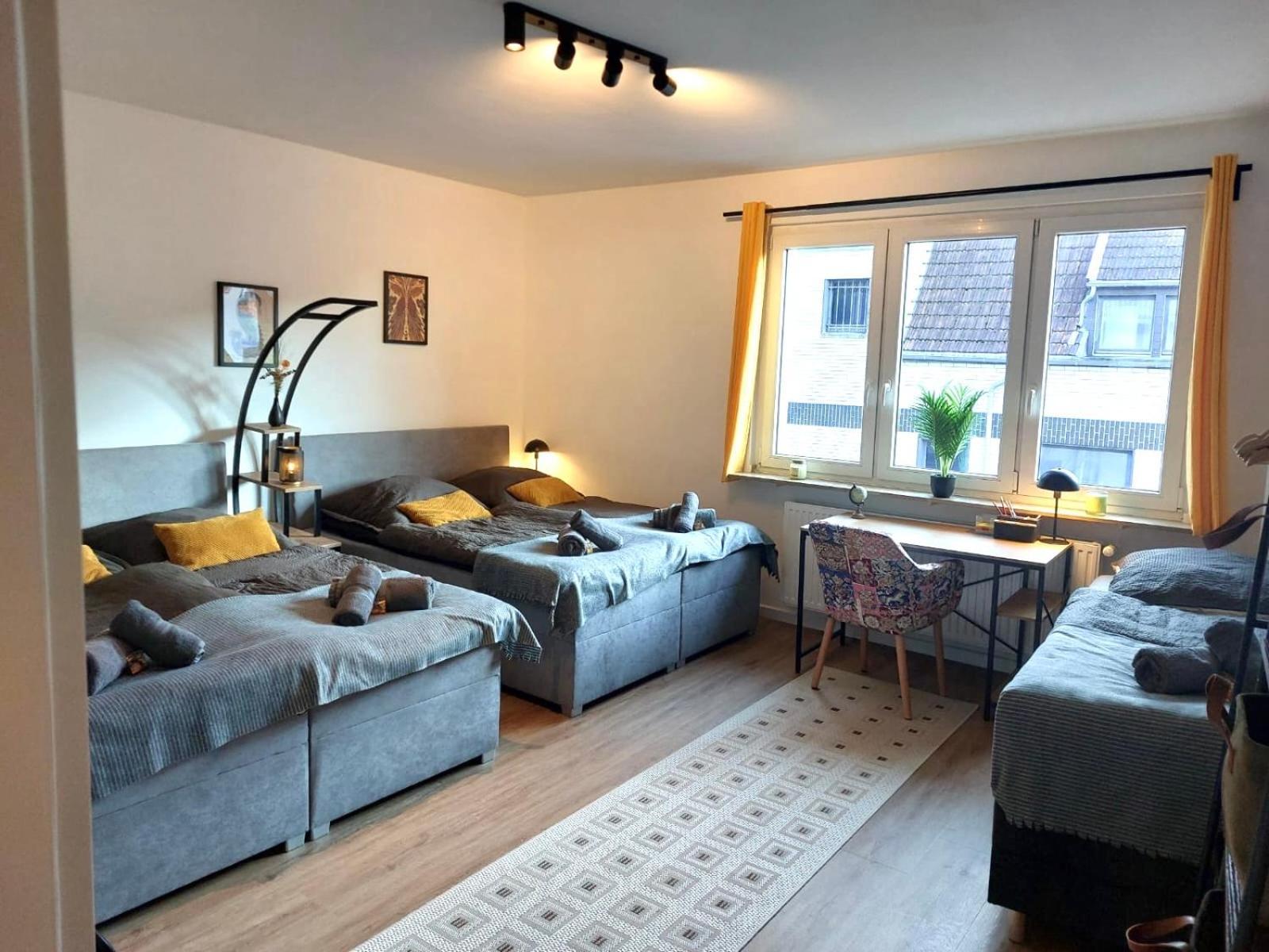 Rtr Essen - Fuer Bis Zu 8 Personen - Voll Ausgestattet - Zentral Limbecker Platz - Messe - Uniklinikum - Smart Tv - Modern Lägenhet Exteriör bild